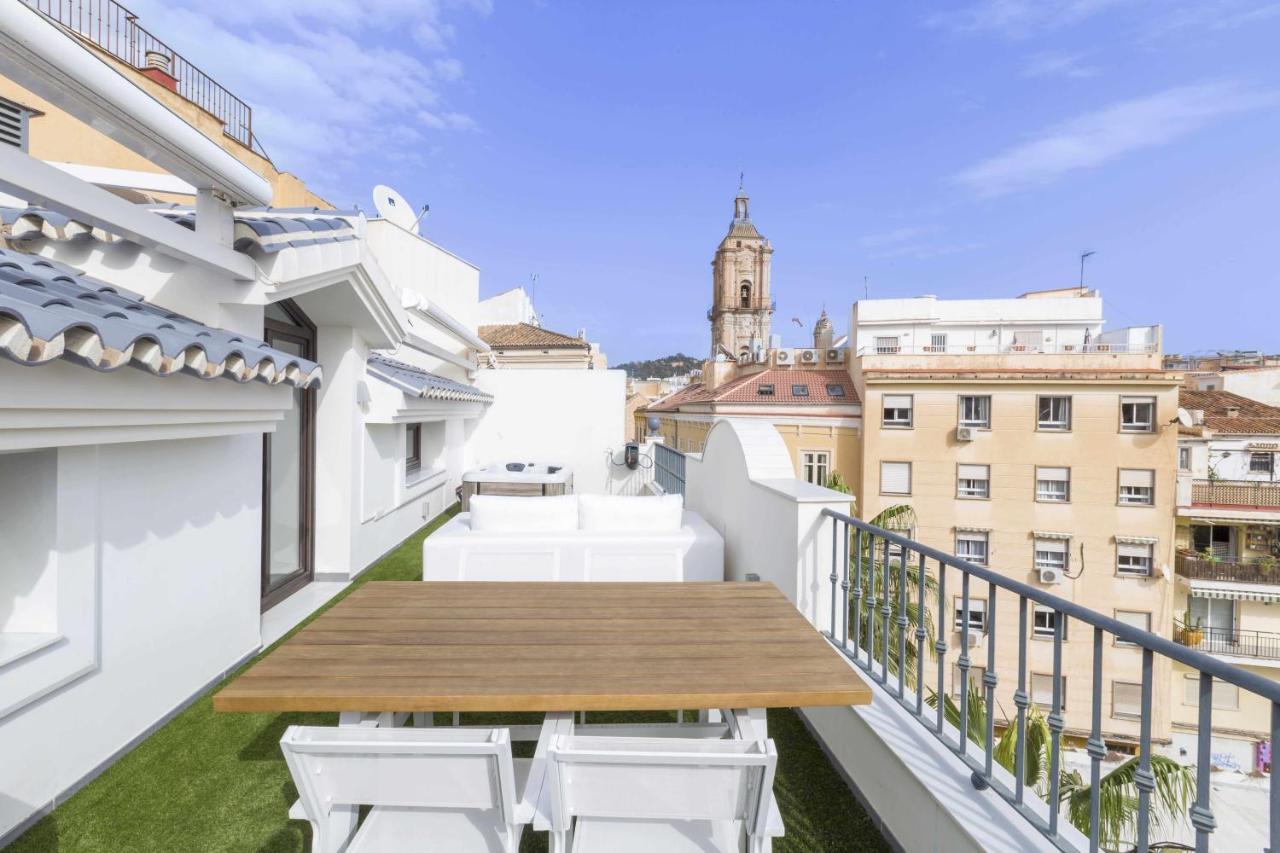The Clock House Luxury Urban Suites Málaga Habitación foto