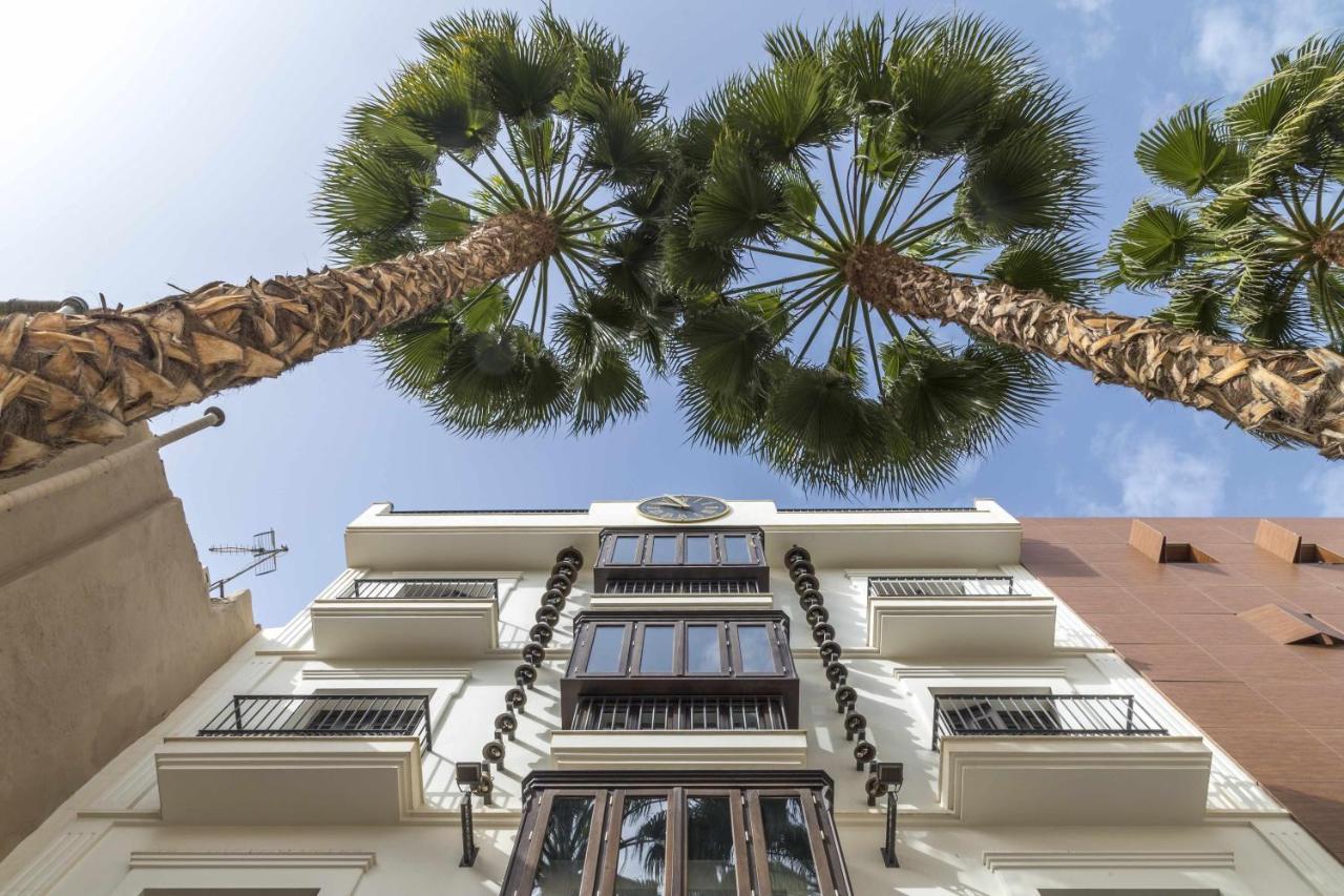 The Clock House Luxury Urban Suites Málaga Habitación foto