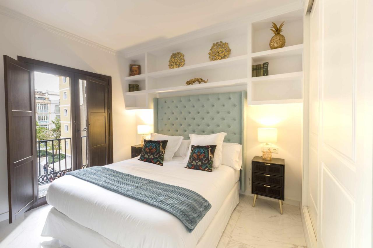 The Clock House Luxury Urban Suites Málaga Habitación foto