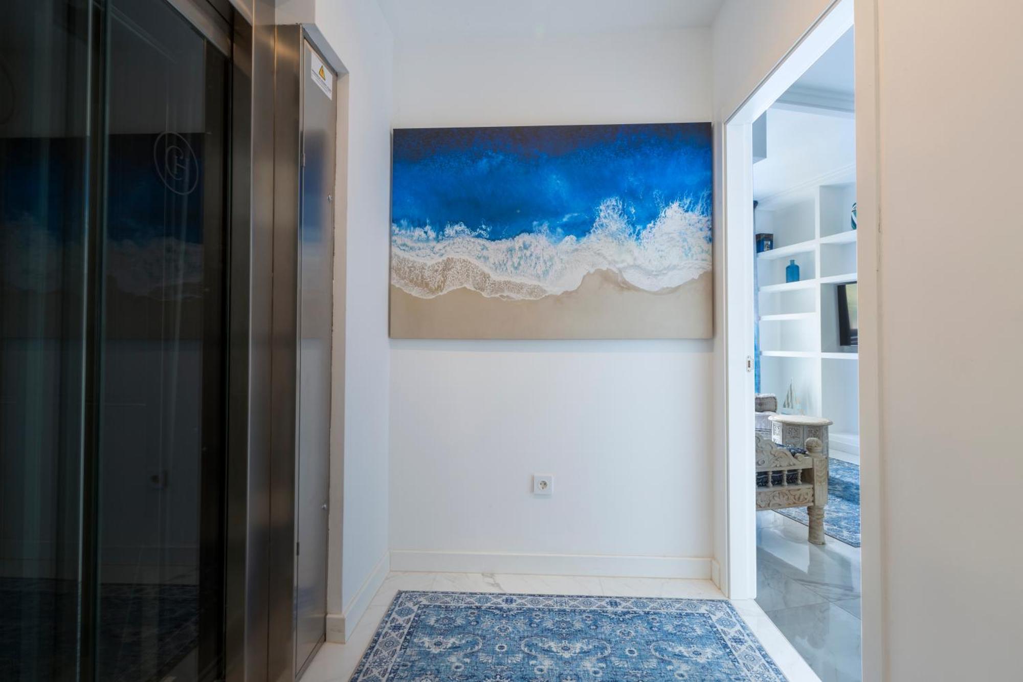 The Clock House Luxury Urban Suites Málaga Exterior foto