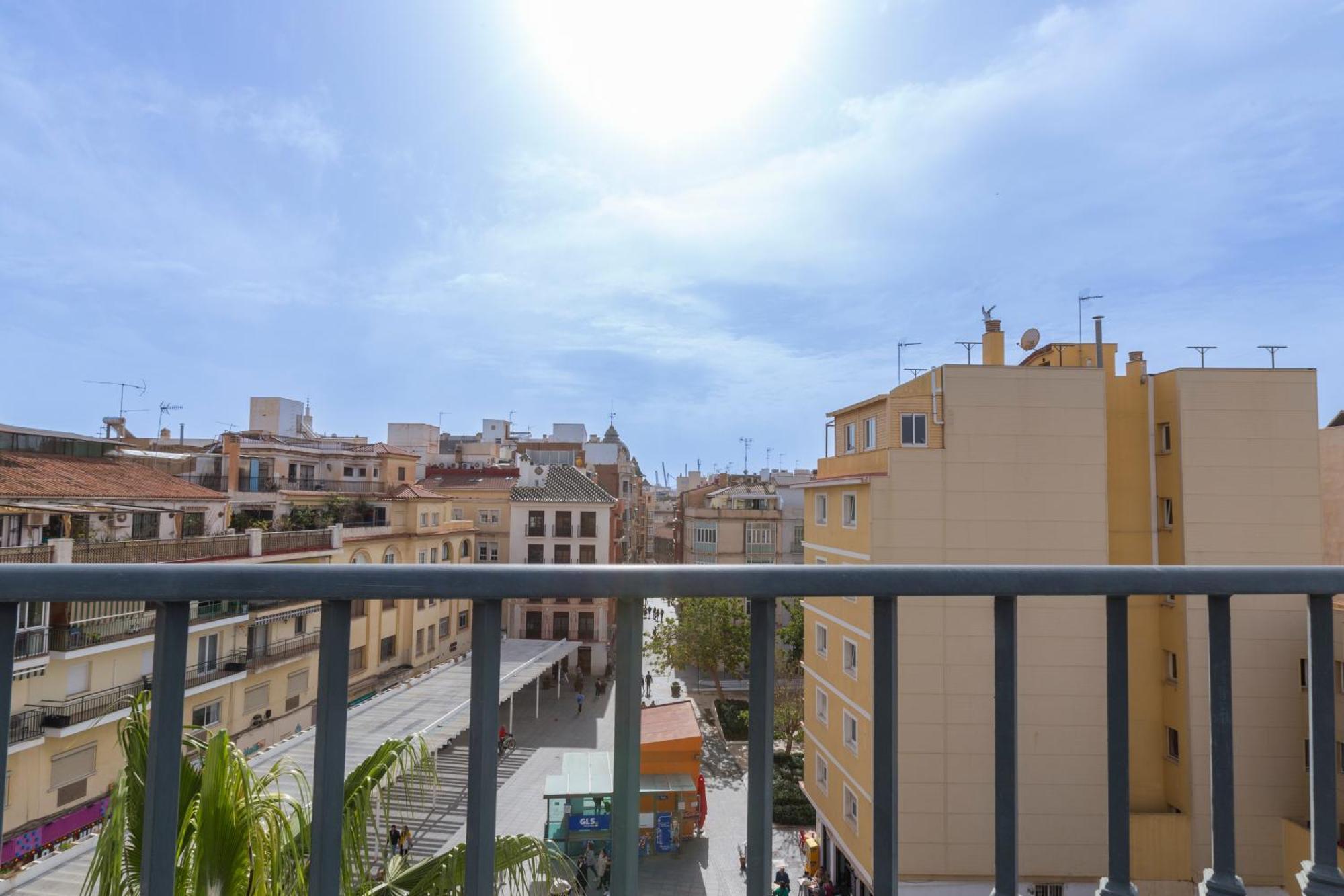 The Clock House Luxury Urban Suites Málaga Exterior foto
